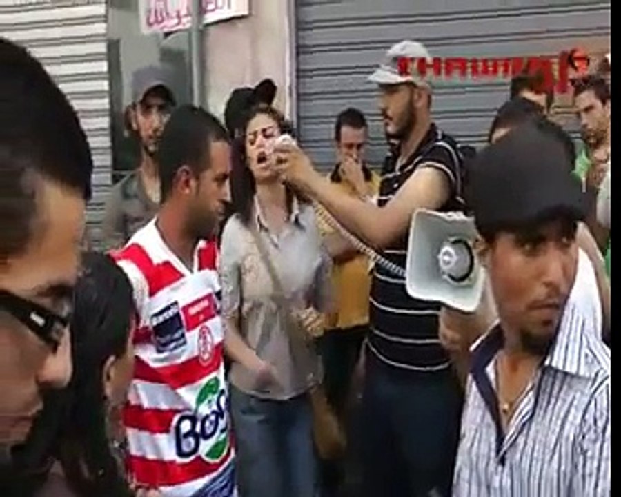 Inspiring Tunisian girl political speech in post-revolution (English subtitles)