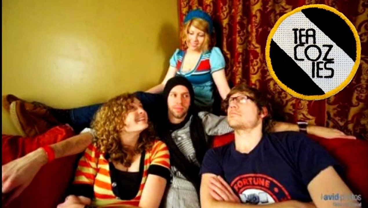 Ep09 Tea Cozies (Live)