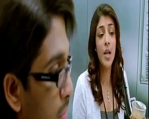 Hot Chemistry between Allu Arjun and Kajal  - Making MMS