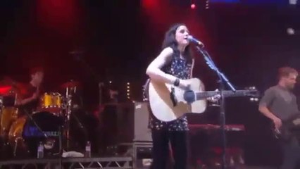 Amy Macdonald - 04 - Mr Rock & Roll - Live T In The Park, Kinross 07.07.2012