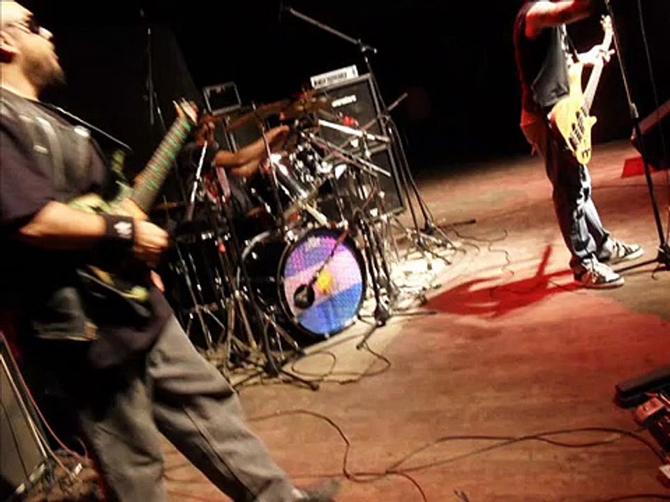 HERMETICA CRANEO CANDENTE EN VIVO TEATRO DE FLORES POR SCOTTUS