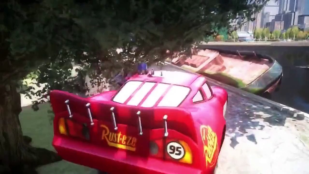 Optimus Prime Transformateurs entraînement Disney Cars Lightning McQueen Gameplay drôle!