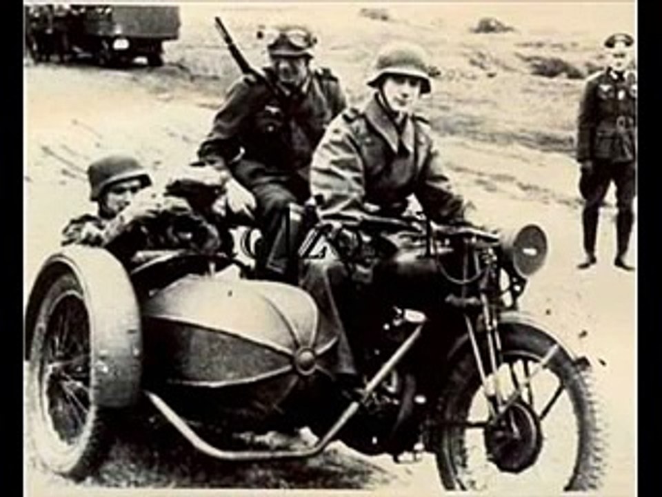 Wehrmacht Soldiers and Motorcycles - Soldaten und Motorräder