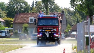 PRIMEUR!!!! Brandweer Koninklijke Landmacht Harskamp KL-6443 met spoed [Demonstratie]