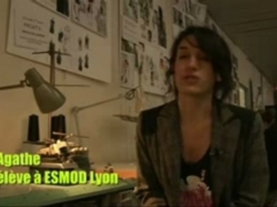 Les Sims 2 : ESMOD
