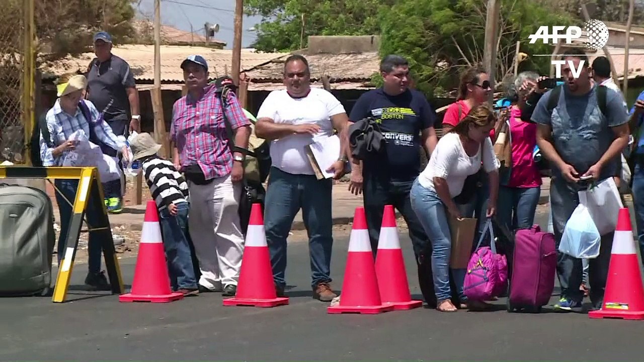 Venezolanos y Colombianos varados por cierre de frontera