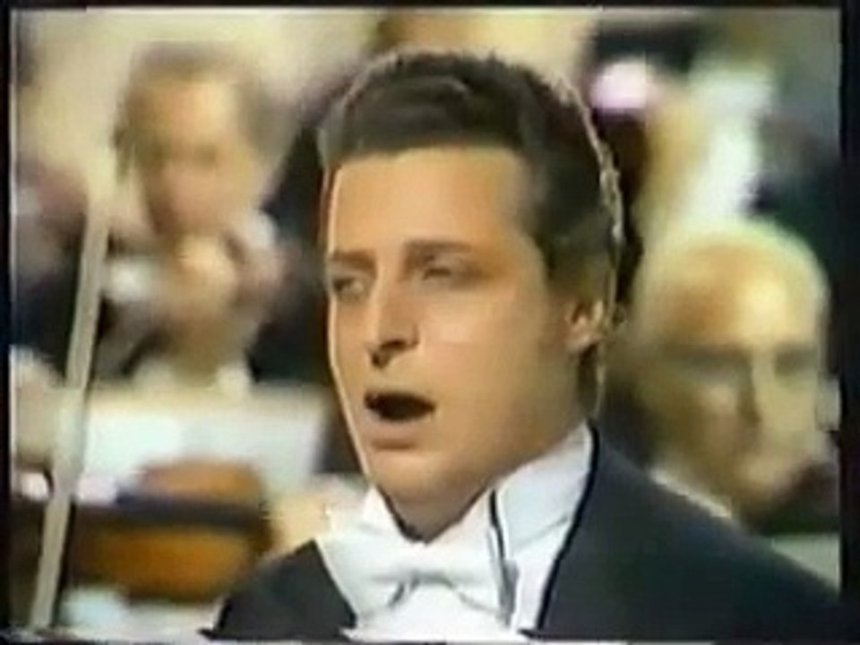 Alfredo Kraus Je Crois Entendre Encore video Dailymotion