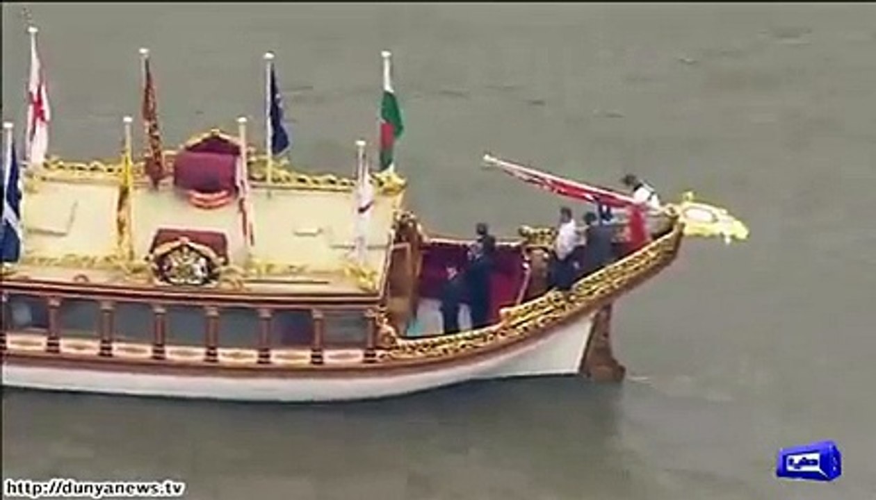 Royal river salute to Queen Elizabeth on becoming longest serving monarchy.