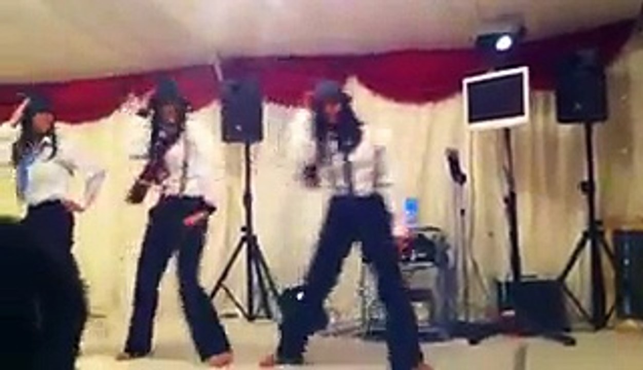 Shocking Videos: Vulgar Dance Of Girls At Sargadhoda University Annual Party