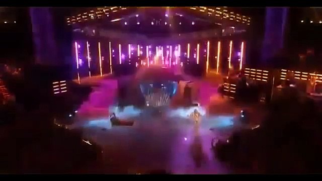 Lady Gaga and Christina Aguilera The Voice - Do what you want (live)
