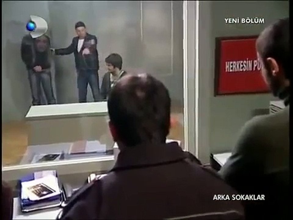 Arka sokaklar - Mesut ve Mazlumu dovenler)))