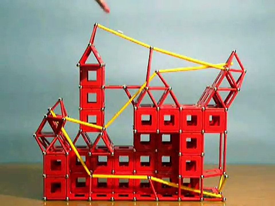 Geomag 4 Kids: Catch the ball !