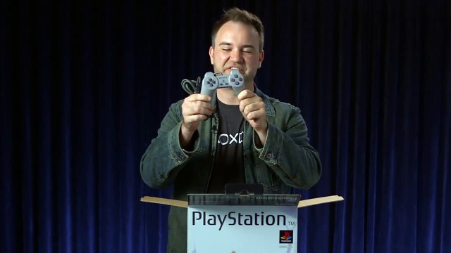 PS4 (PS4) - Unboxing the Original PlayStation