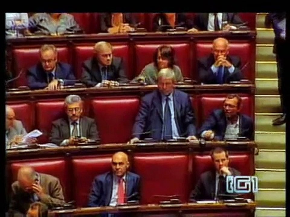 Intervista a Roberto Scarpinato PM di palermo sullo scudo fiscale. rai news24