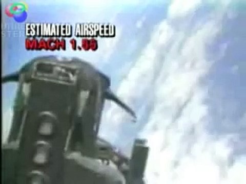 UFO Cylinder Chased by Soviet MIG 21 Accelerates
