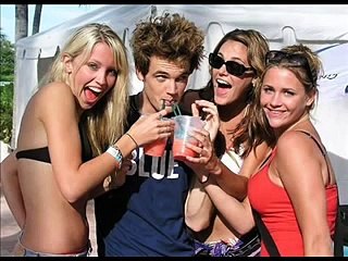 Katie Cassidy singing "I think I love you"