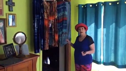 Effie's fashion sense for older more voluptuous women