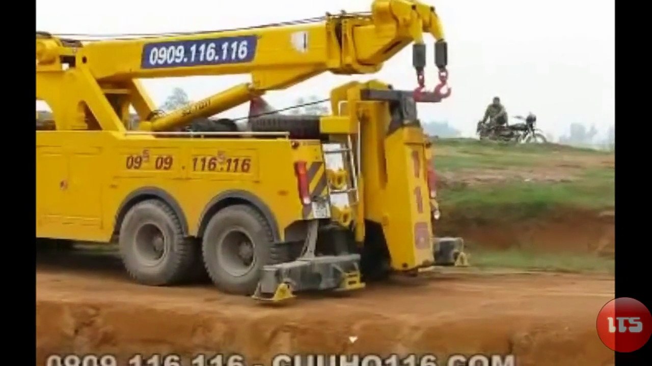 Cars cartoon, 22 ton crane rescue, 車漫画、22トンクレーン救助