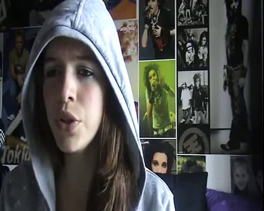 Katarina Wild singing "Bring me to life" of Evanescence