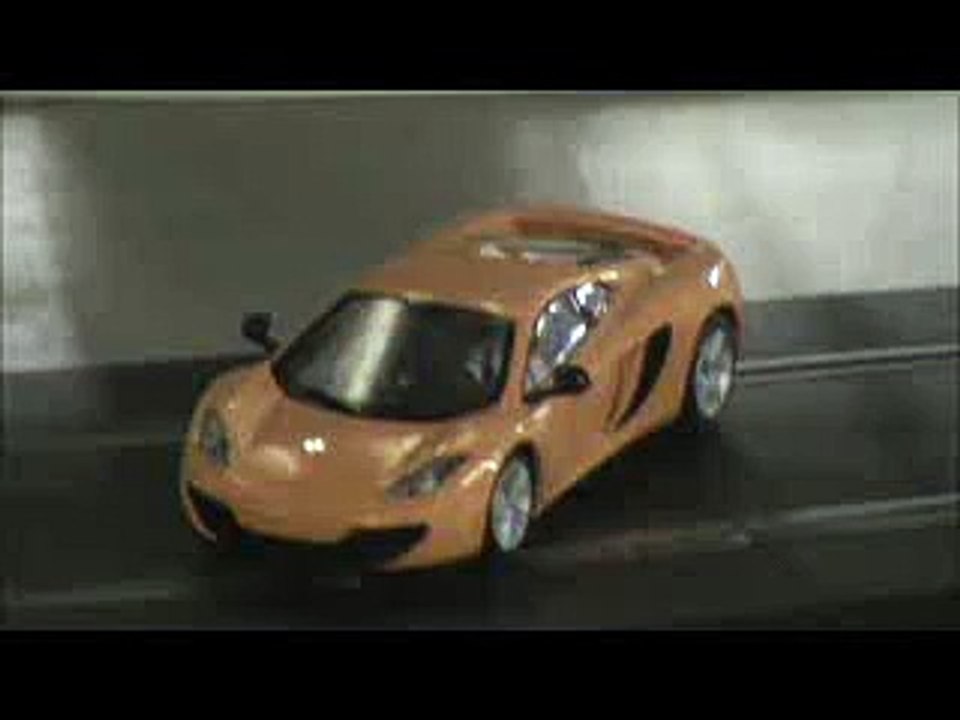 Scalextric MP4-12C Test