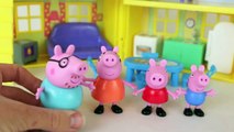 Peppa Pig Figures Peppa & Family George, Mummy Pig with Peek  n Surprise Playhouse DisneyCarToys
