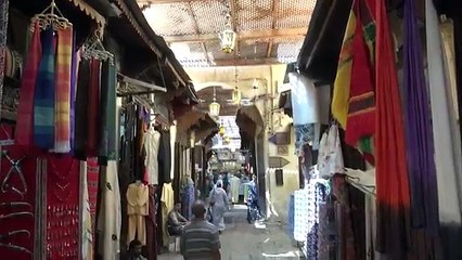 Скачать видео: Visit Medina of Fès | Desert Morocco Tours