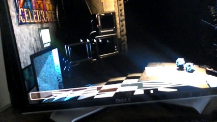 DOS maricones jugando fnaf 2