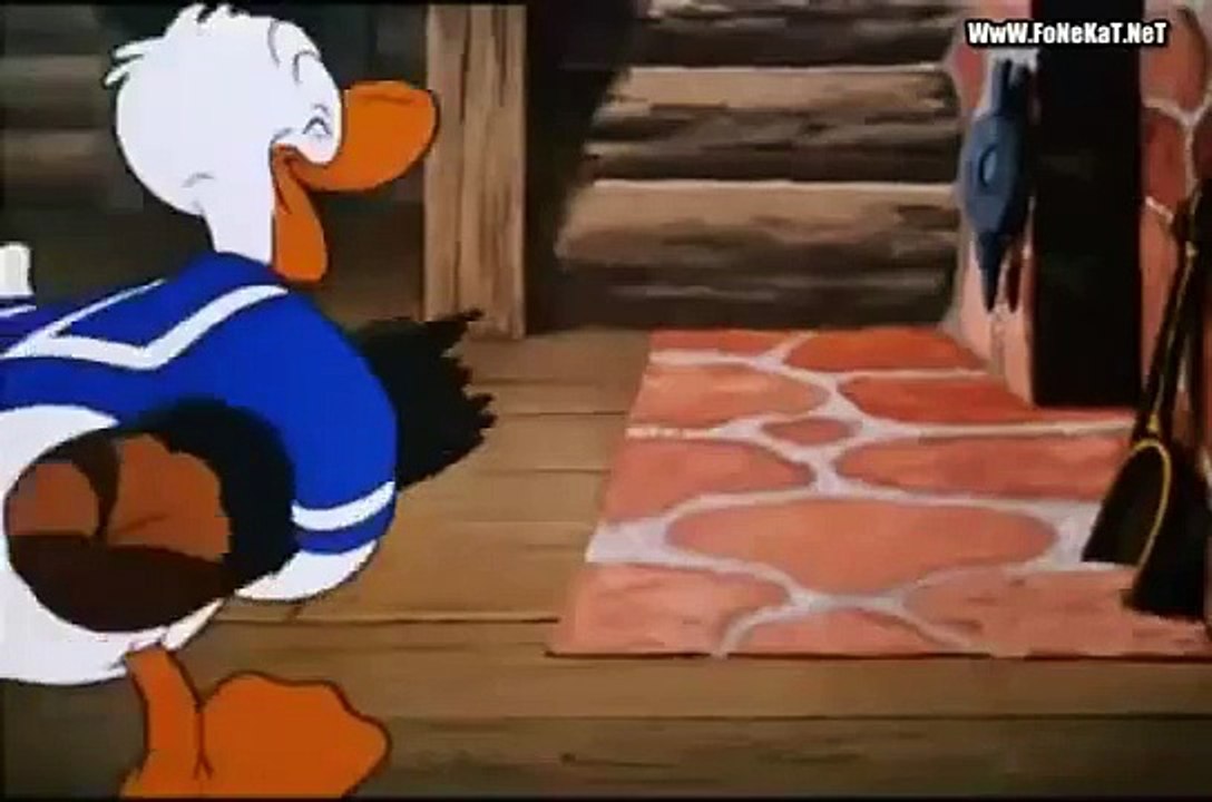 Hot Cartoon 2015 Full  Donald DucK Vs Squirrels very funny cartoon part 2.