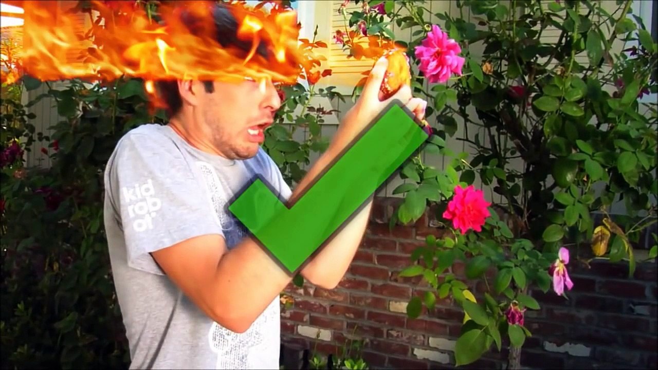 Smosh: 食物大戰 2010 Food Battle 2010【中文字幕】