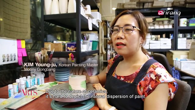 Ceramic Music Boxes Containing Korea