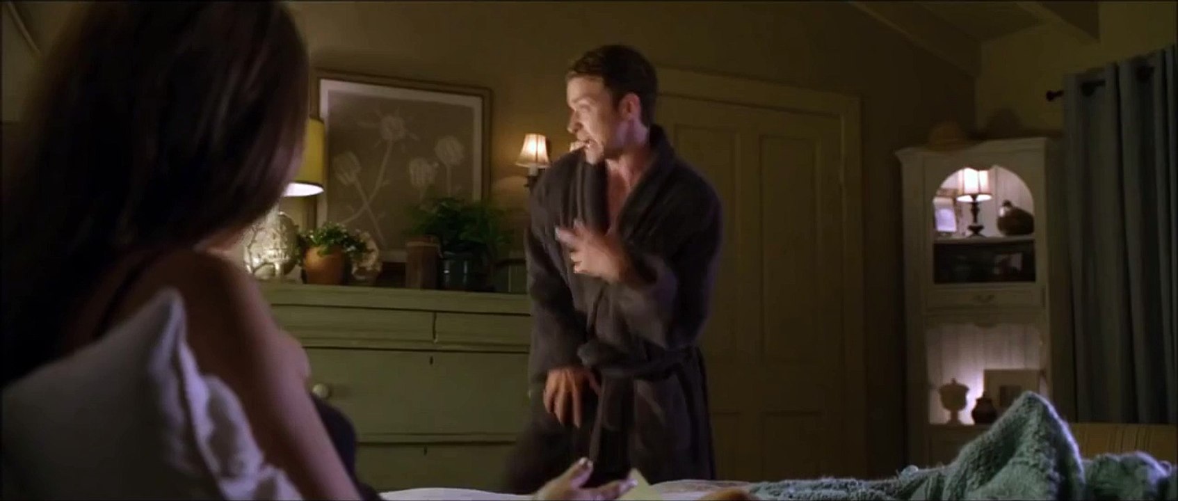 friends with benefits ~ jump scene