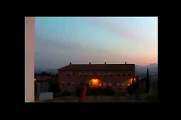 ガチ超絶！？驚愕ＵＦＯ映像か↑ありふれた捏造か↓ ≪×ＢＣ≫