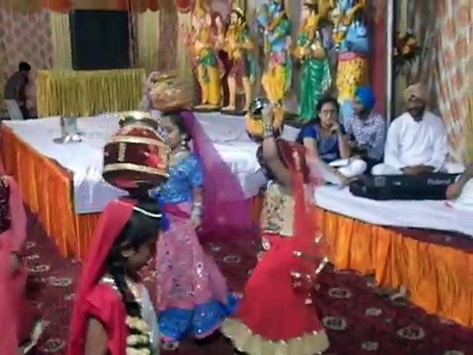 Gagariya Meri Na Phodo - Dance item on Janmashtami eve at Vidya Vihar Apartments, Rohini, New Delhi
