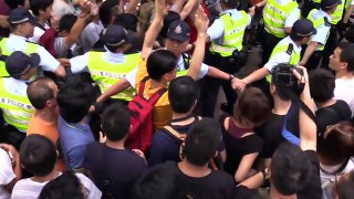 【「撐警察」同舟之情MV】守護香港 – 我們需要民主 但也需要法治