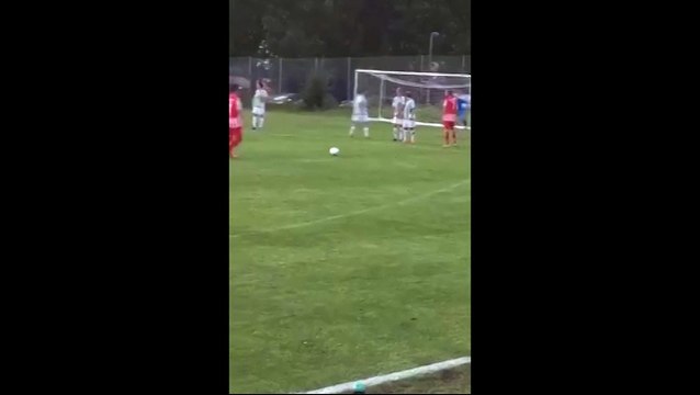 Amazing free-kick goal in Danish lower league