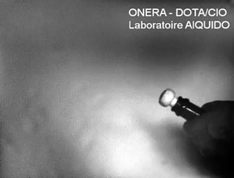 Expulsion bouchon champagne avec caméra infrarouge RAPID 1500 Hz