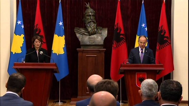 Vizita zyrtare. Presidentja e Kosovës takime në Tiranë
