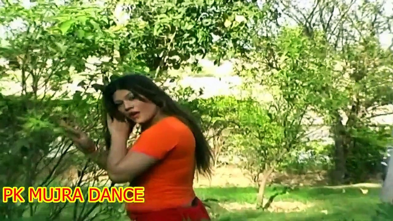 Samina In House Mujra - Pakistani B Grade Mujra No.106 - PK MUJRA DANCE