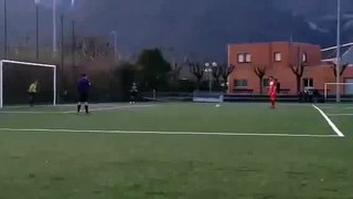 [Football hits] The best penalty EVER! Big FAIL by a French goalie