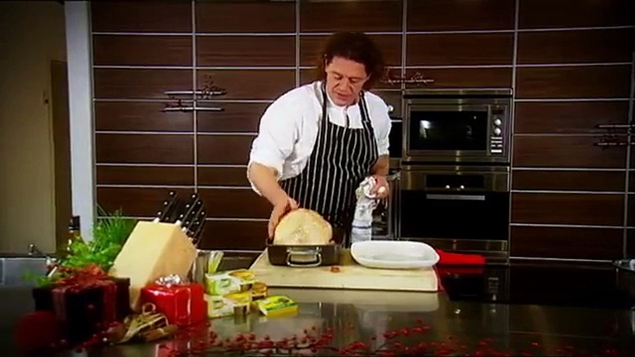 Roast Turkey with Gravy Recipe | Marco Pierre White