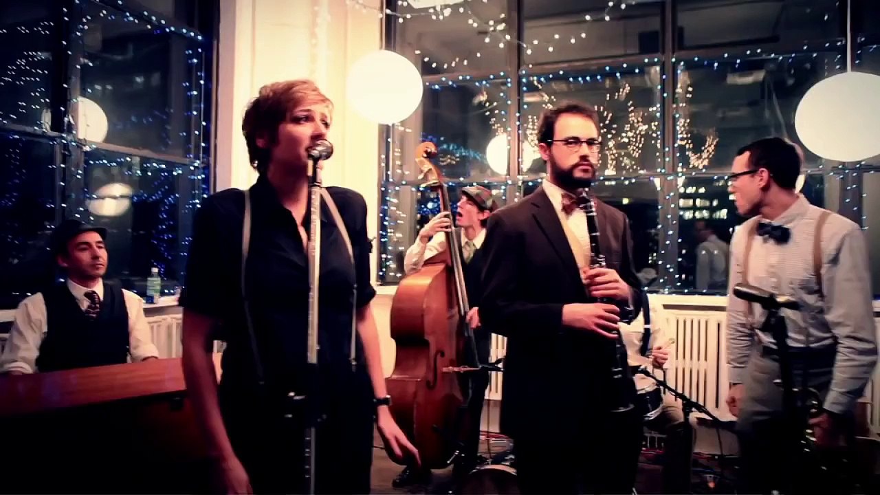 The Music Playground Presents The Hot Sardines' "Bei Mir Bist du Schoen" Live on PopMatters