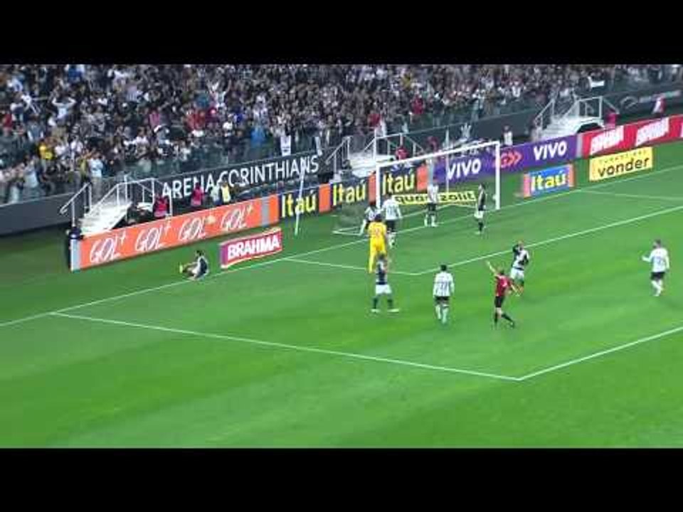 Lances da defesa do Corinthians