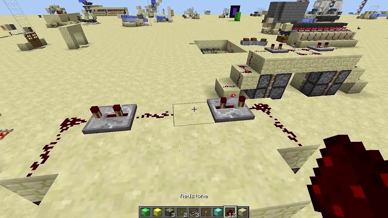 Minecraft Tutorial: Most Compact 2x2 Flush Piston Door Ever Created!