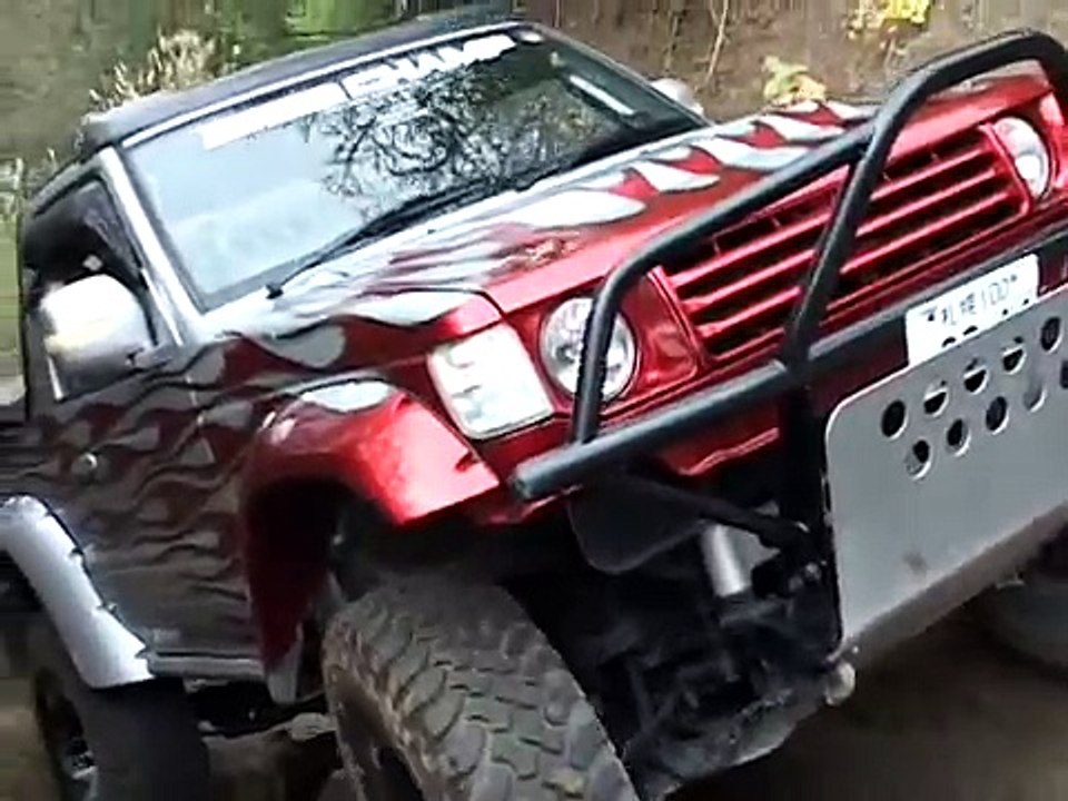 Jimny Samurai VS Pajero