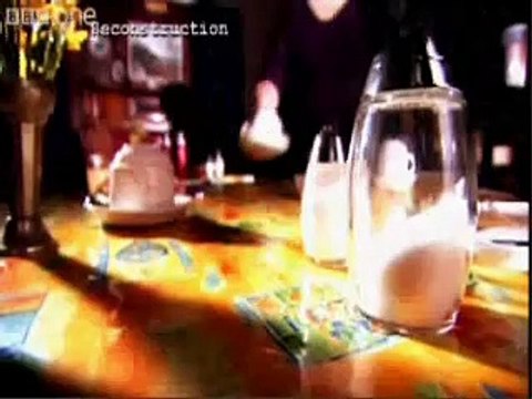 Crimewatch UK - Southsea guesthouse stabbing - Reconstruction