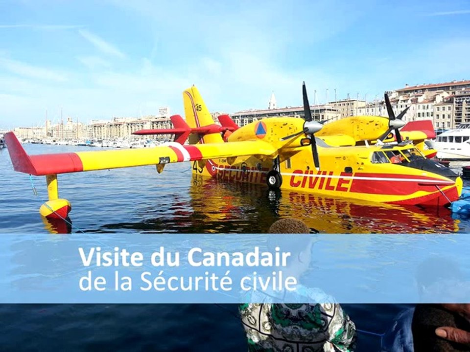 Visite du Canadair de la sécurité civile dans le Vieux-Port à Marseille