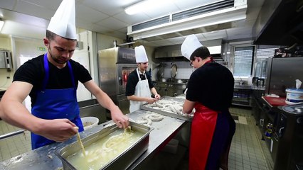 La fabrication de l'Andouillette Cambrai