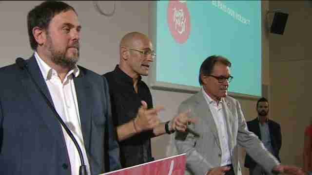 Junts pel Sí y la CUP sumarían mayoría absoluta de escaños pero no de votos