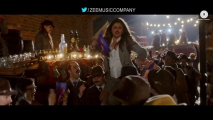 Gulaabo   Official Song   Shaandaar   Alia Bhatt & Shahid Kapoor   Vishal Dadlani   Amit Trivedi