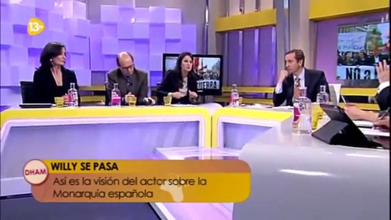 Willy Toledo en clara Injuria flagrante a Juan Carlos I : La Monarquía Fascista del "Pimple" Rey